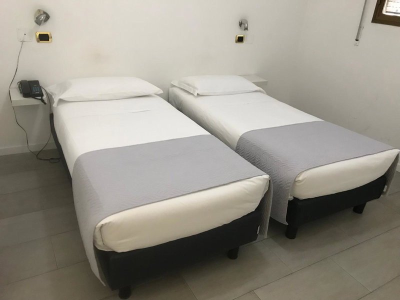 Hp Fly Hotel Bologna, Calderara di Reno, Italy