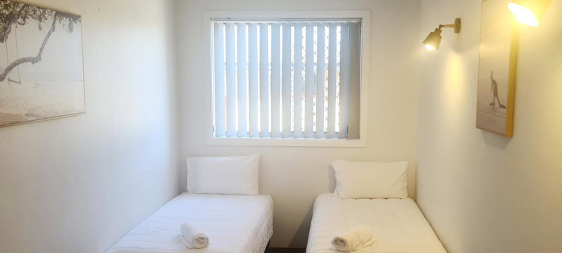 Golden Sands Motor Inn, Forster, Australia