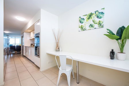 Lanai Riverside Apartments, Mackay, Australia