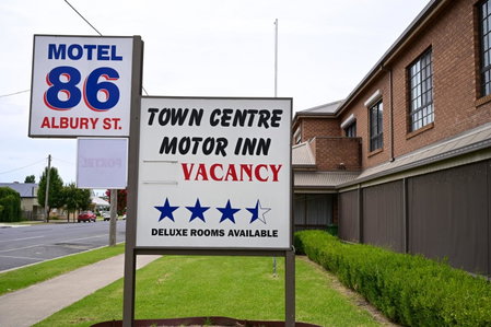 Holbrook Town Centre Motor Inn, Holbrook, Australia