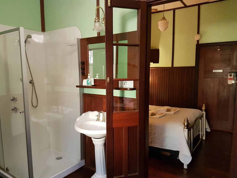 Bridgefield Guest House, Margaret River Town, Australia