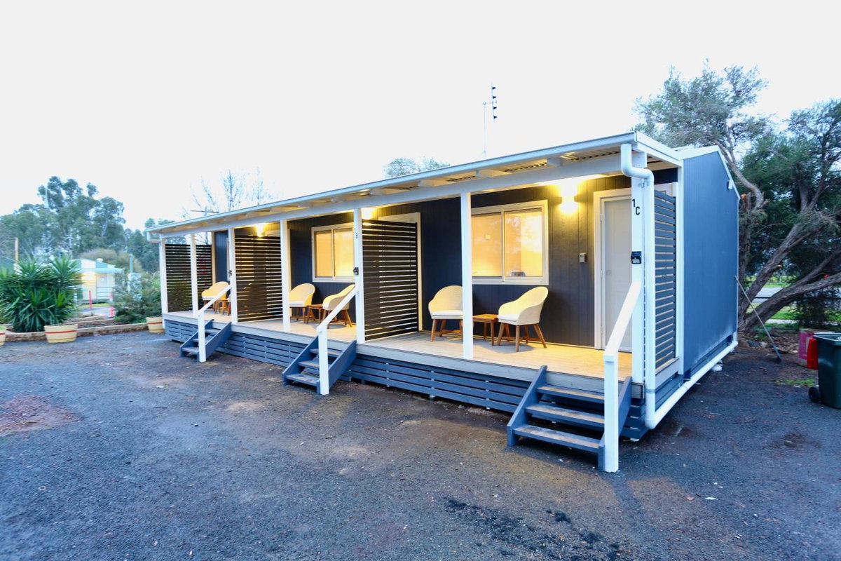 Hotel · Junee Tourist Park, Junee