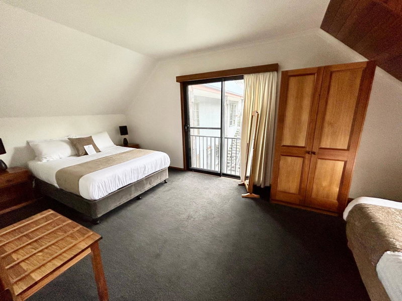 Risby Cove Boutique Hotel, Strahan, Australia