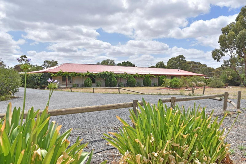 Inglewood Motel and Caravan Park Victoria, Inglewood, Australia