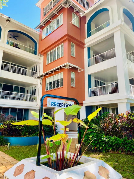 BeachView Apartments at Villa Paradiso, Palm Cove, Australia