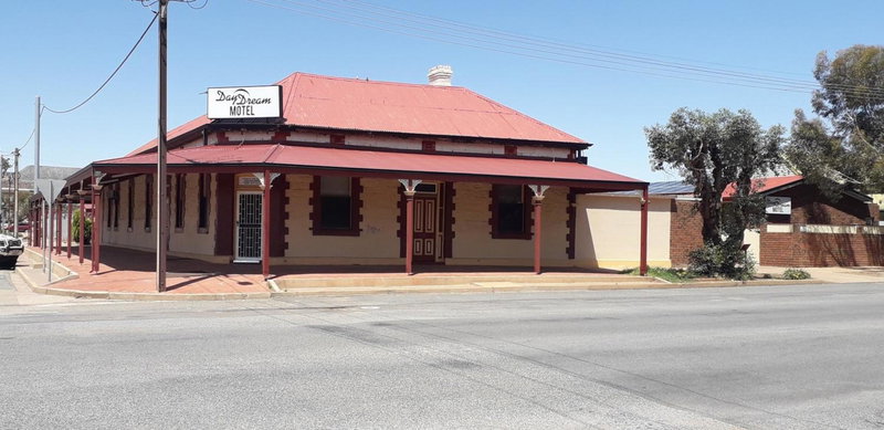 Daydream Motel and Apartments, Broken Hill, Australia