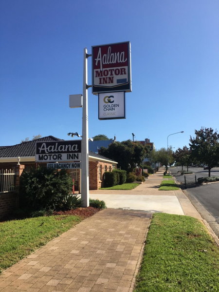 Golden Chain Aalana Motor Inn, Cowra, Australia