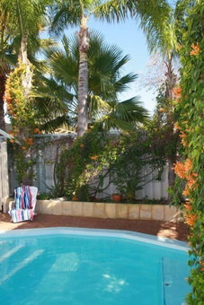 Astoria Retreat B&B, Alexander Heights, Australia