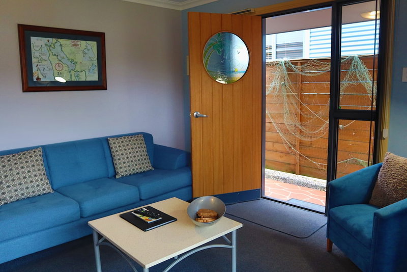 Strahan Bungalows, Strahan, Australia