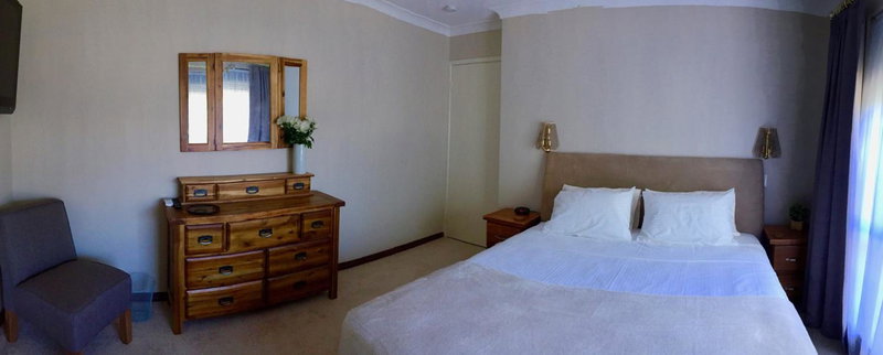 Murdoch Station Bed & Breakfast, Perth, Australia