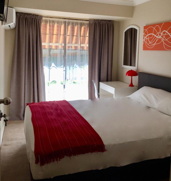 Murdoch Station Bed & Breakfast, Perth, Australia