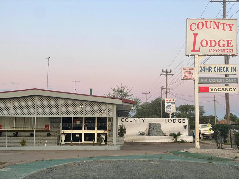 County Lodge Motor Inn, West Wyalong, Australia