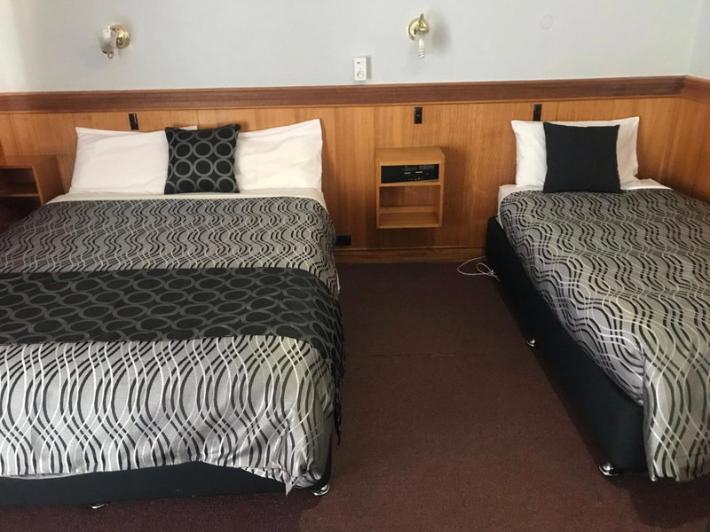 County Lodge Motor Inn, West Wyalong, Australia