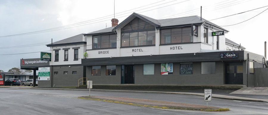 Bridge Hotel, Smithton, Australia
