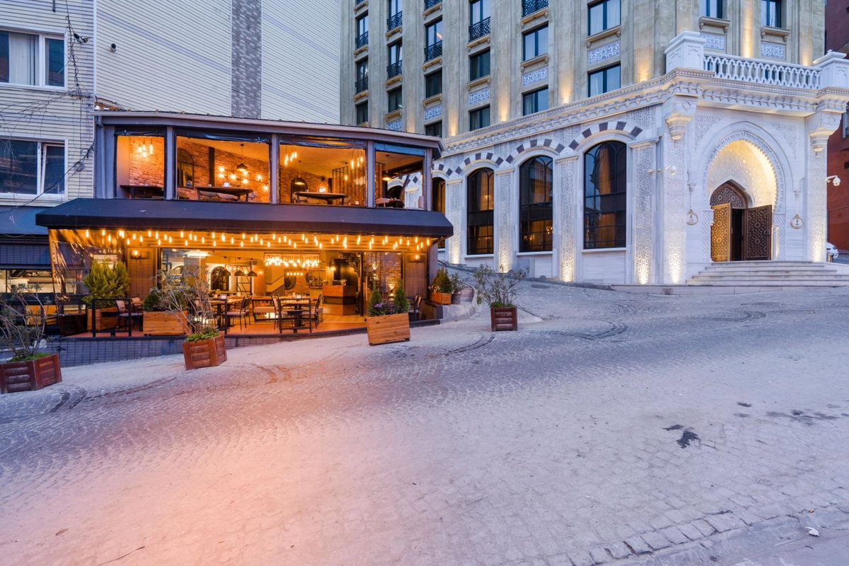Cube Suites, Turquía
