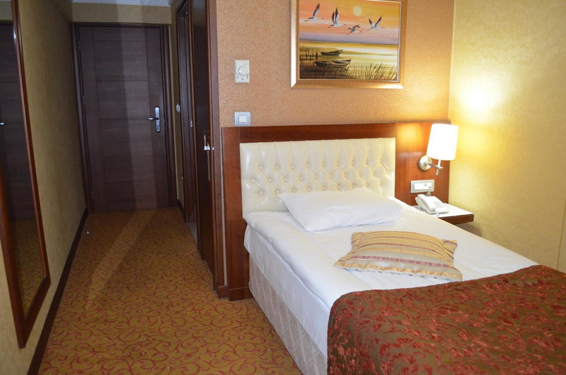 Yuksel Hotel, Istanbul, Turkey