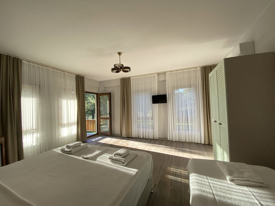Elyada Konuk Evi (+8 Yaş ), Bozcaada, Turkey