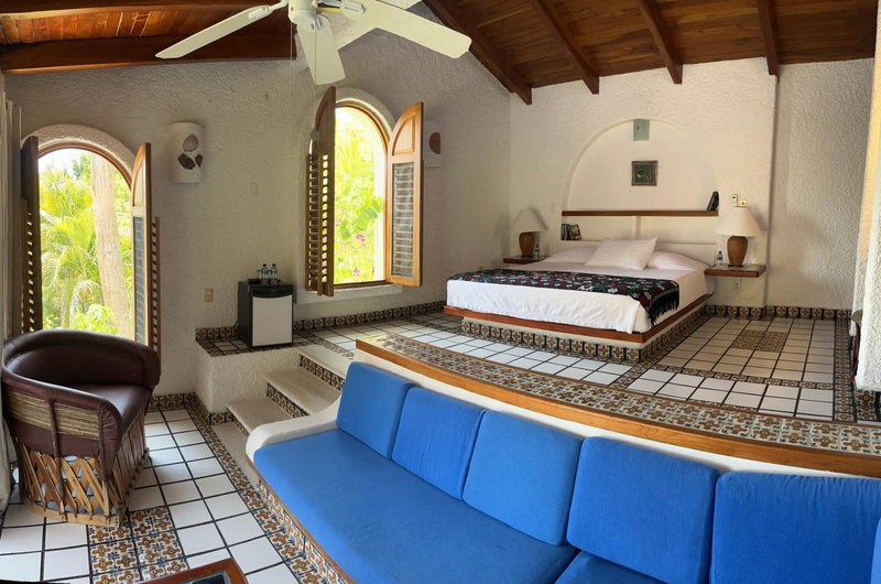 Villa de La Roca, Zihuatanejo, Mexico