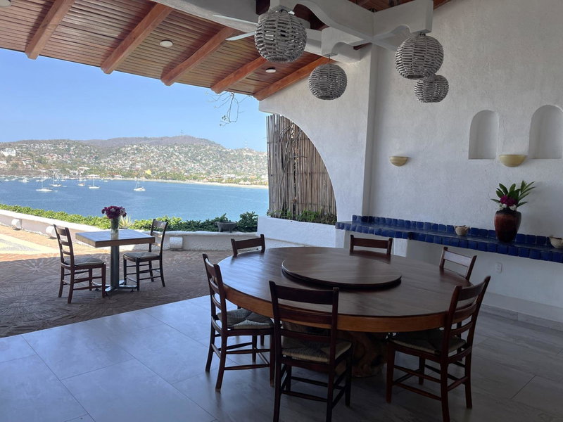 Villa de La Roca, Zihuatanejo, Mexico
