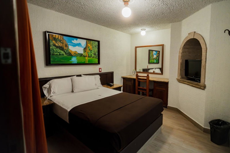 Hotel Don Quijote Plaza - Guadalajara Centro Historico, Guadalajara, Mexico