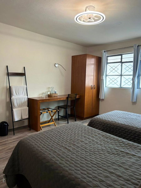 El salto de Camela Hostal, Uruapan del Progreso, Mexico