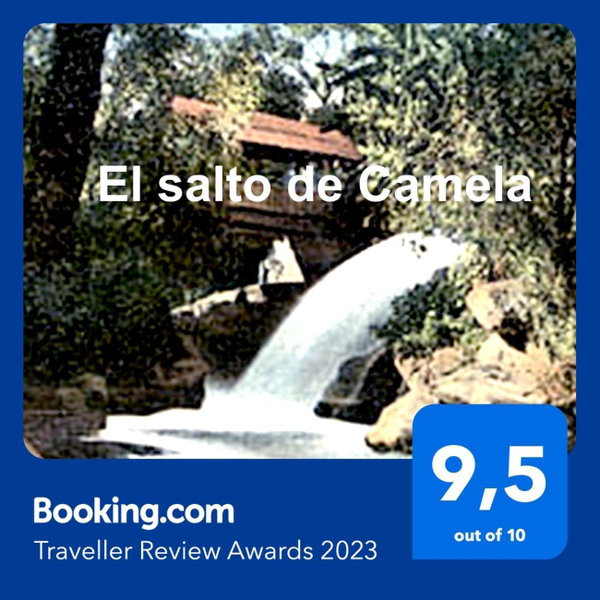 El salto de Camela Hostal, Uruapan del Progreso, Mexico