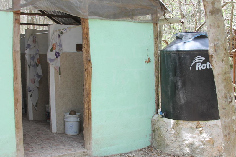 Campamento Yaax Che en Calakmul, Conhuas, Mexico