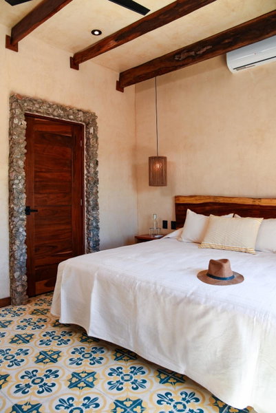 Mero Mero Hotel, El Cuyo, Mexico