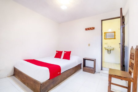 OYO Hotel La Luna, San Cristóbal de las Casas, Mexico