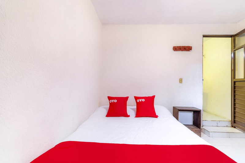 OYO Hotel La Luna, San Cristóbal de las Casas, Mexico