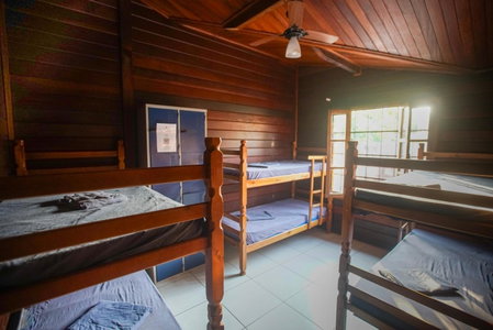 Hostel Capricórnio Carcará, Caraguatatuba, Brazil