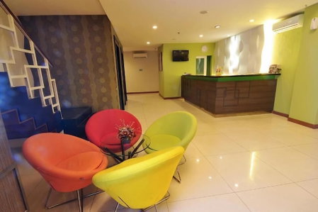 Pose in Solo by Wstay, Surakarta, Indonesia