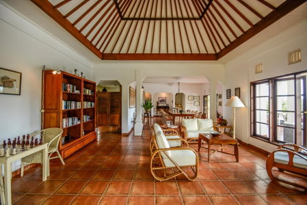 Bukit Asri Lodge, Seraya, Indonesia