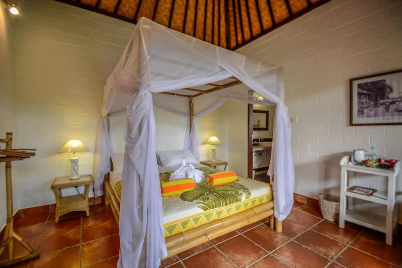 Bukit Asri Lodge, Seraya, Indonesia