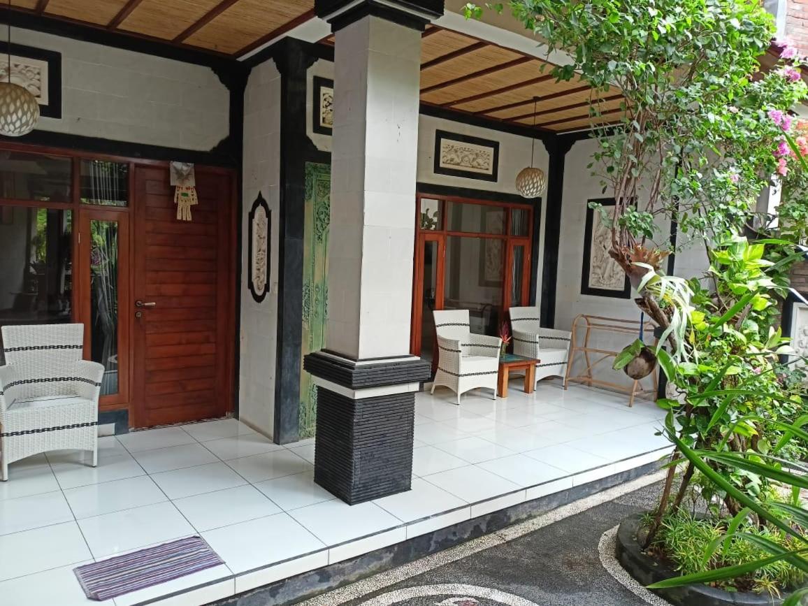 Rumah Askara, Indonesia
