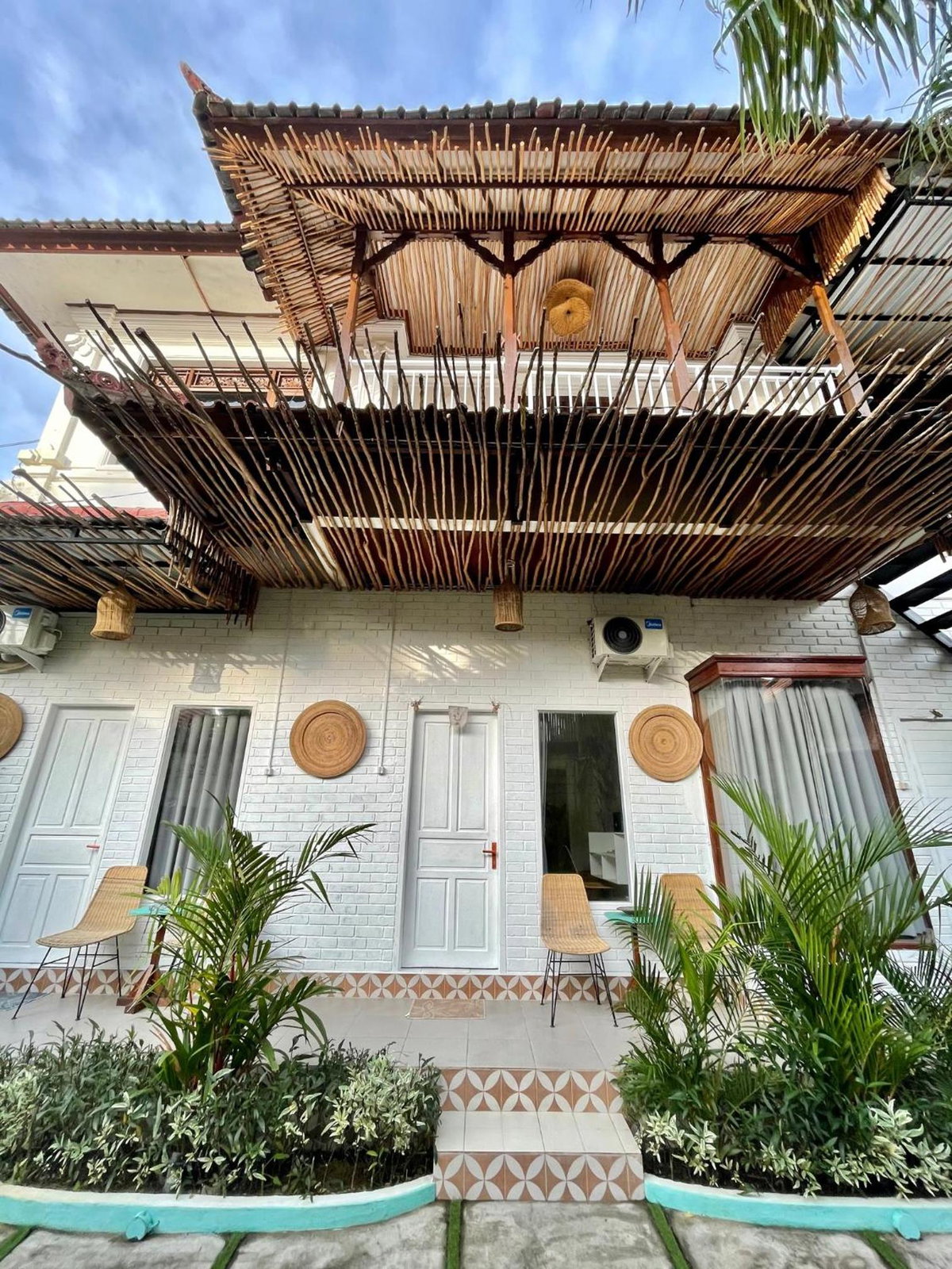 NIKINIKO Beach House by Lolavillas - 100mts to the beach, Indonésie