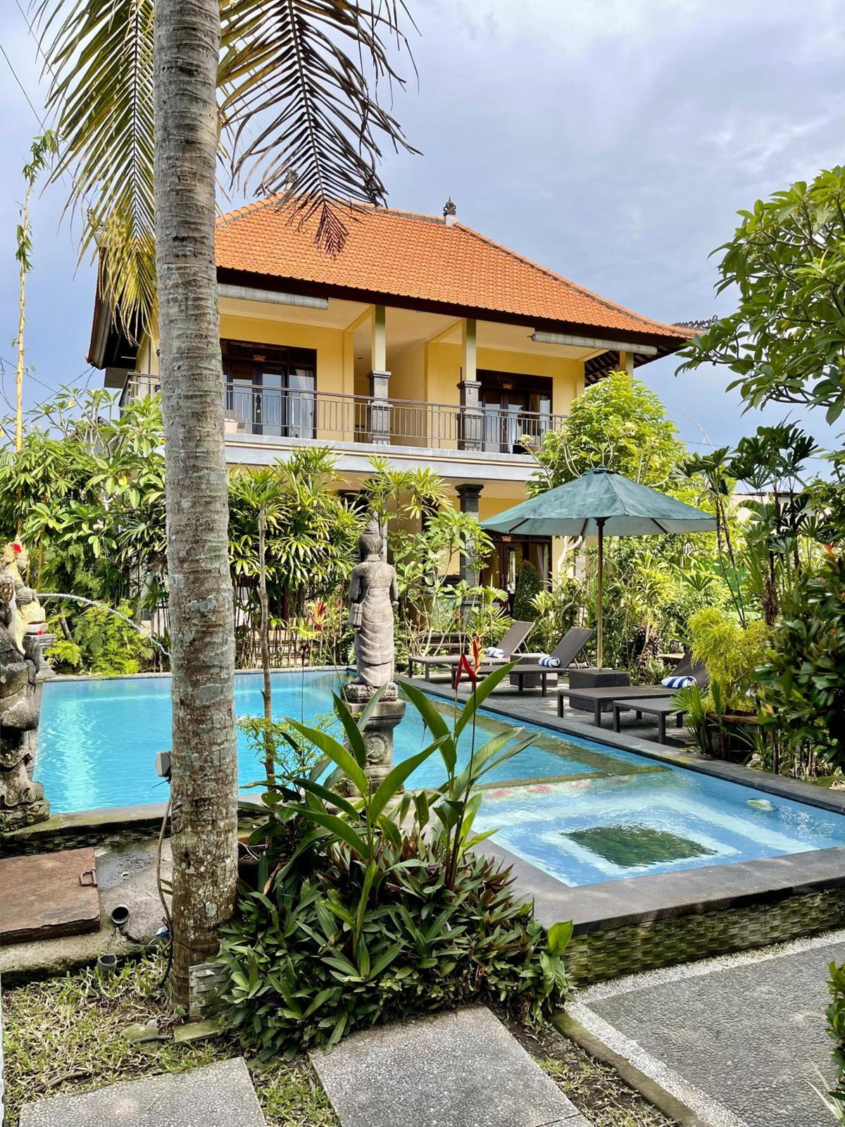 Pgs Home Stay, Indonesia