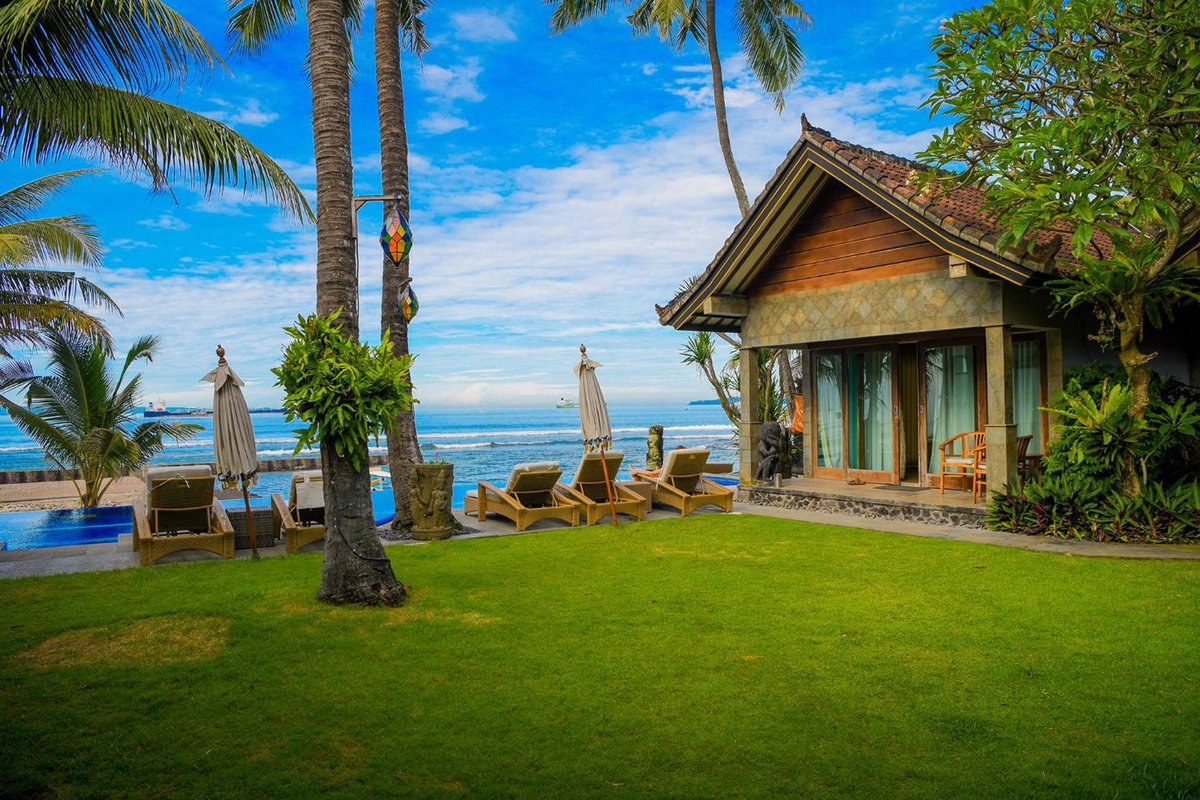 Bayshore Villa, Indonesia