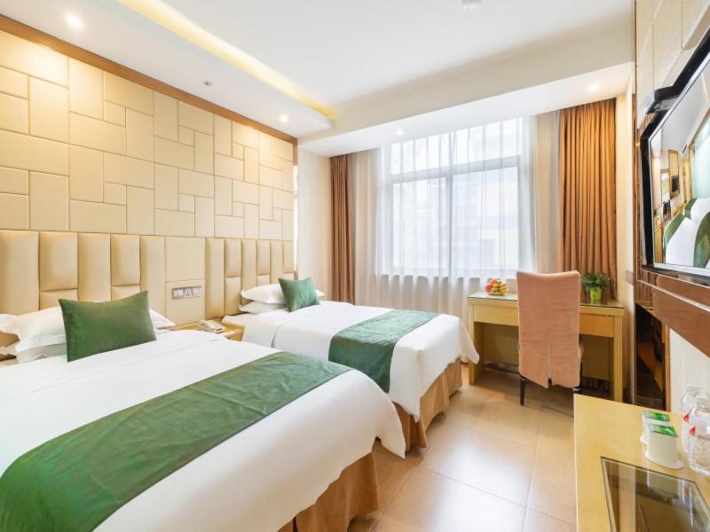 GreenTree Inn Zhejiang Jinhua Yiwu International Trade City Changchun Street Shell Hotel, Yiwu, China