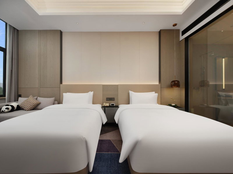 Crowne Plaza Dujiangyan by IHG, Dujiangyan, China