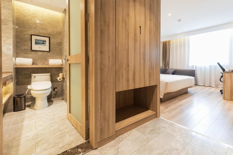 Atour Hotel Weihai City Center, Weihai, China