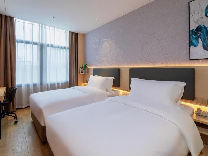 GreenTree Eastern Hotel Shenzhen Futian Civic Center Jingtan Subway Station, Shenzhen, China