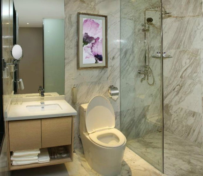 Lavande Hotel Zhuhai Gongbei Port Square, Zhuhai, China