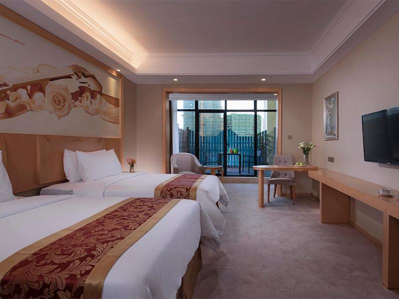 Vienna Hotel (Qionghai Yinhai Road), Qionghai, China