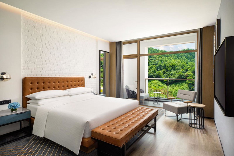 Four Points by Sheraton Qiandao Lake, Thousand Island Lake, China