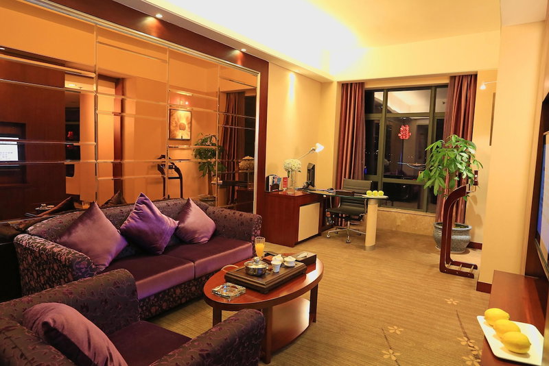 Ramada Longyan, Longyan, China
