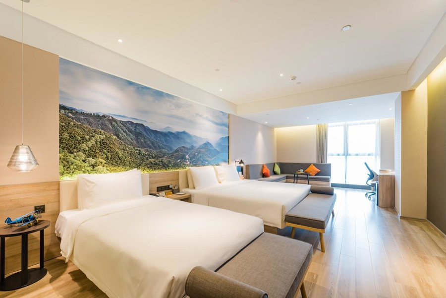 Atour Hotel (Mogan Mountain), Deqing, Chine
