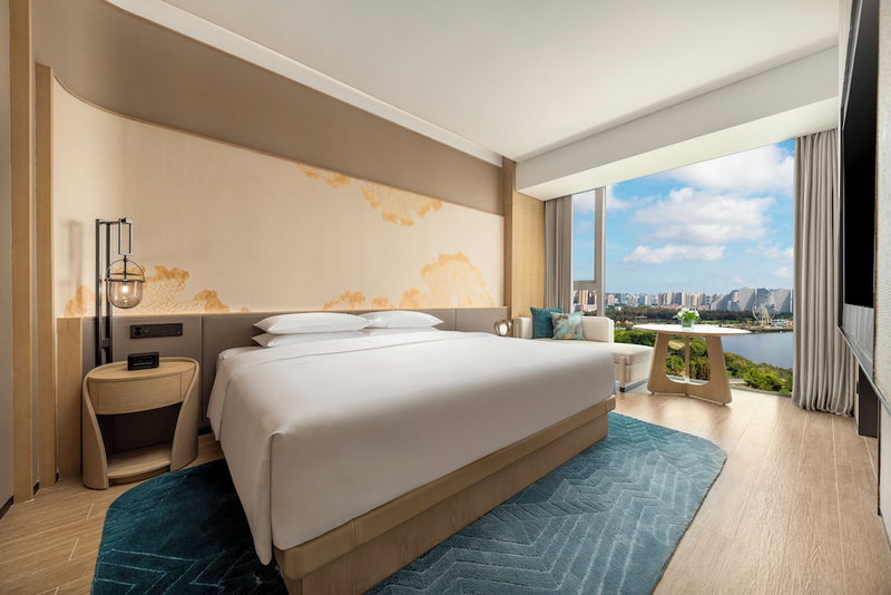 HUALUXE Resort Beihai Silver Beach by IHG, Beihai, China