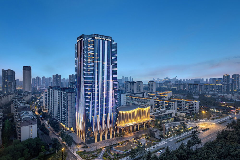 Wyndham Grand Chengdu East, China
