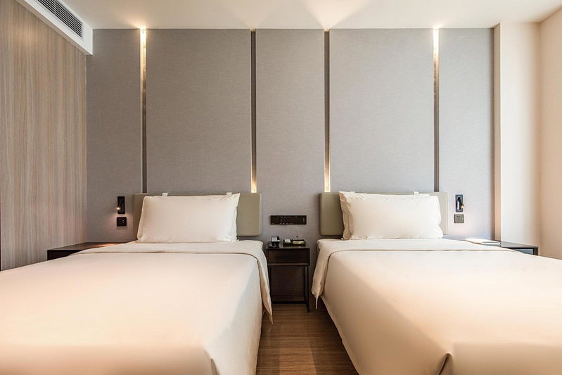 Atour Hotel Shenzhen Baoan Xixiang, Bao'an, China